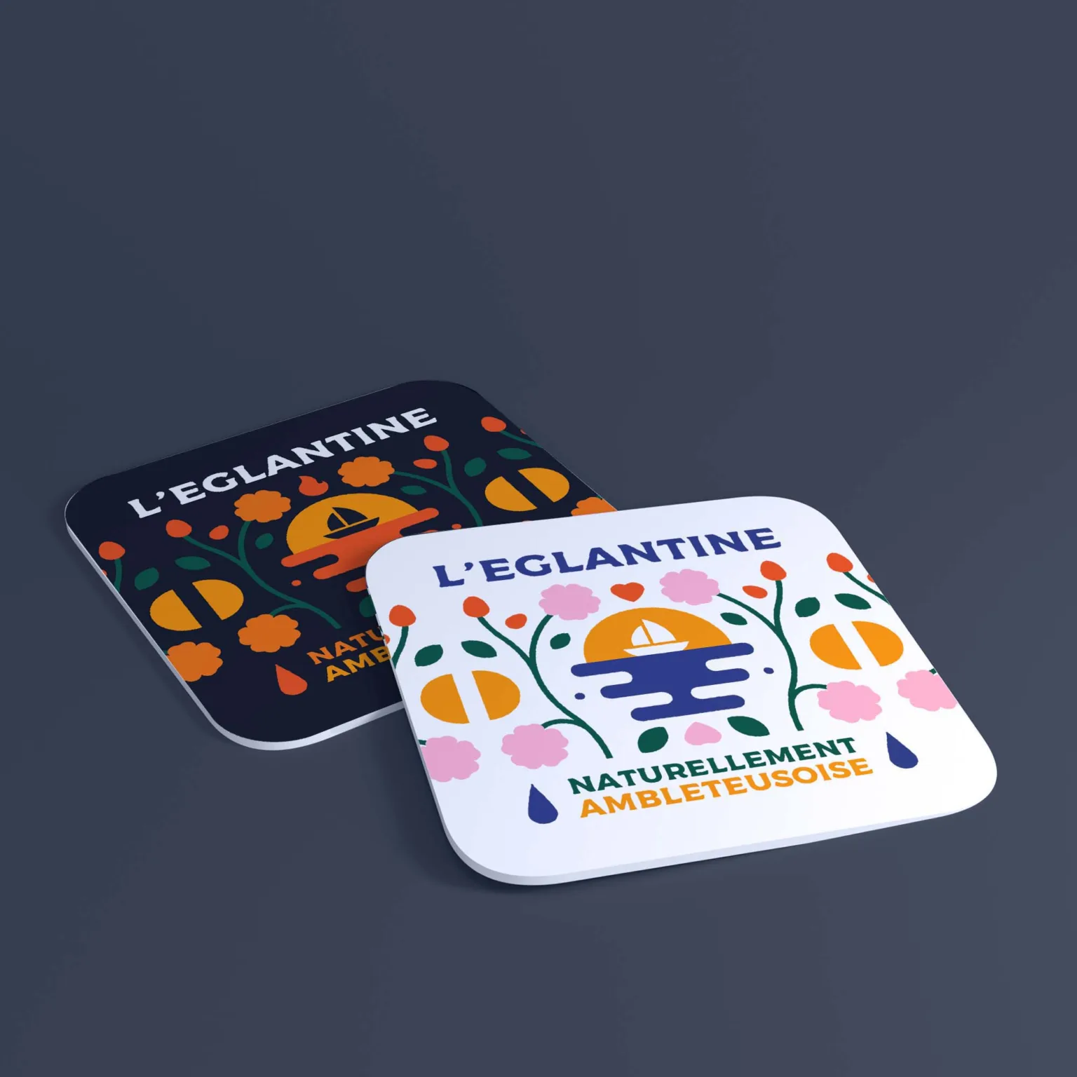 Création étiquette bière artisanale L’Églantine · Étiquettes des bières L’Églantine à Ambleteuse · Design étiquette bière blonde artisanale · Étiquette bière biologique L’Églantine · Packaging bière artisanale Côte d’Opale · Étiquette de bière inspirée du littoral d’Ambleteuse · Création graphique des bières L’Églantine
